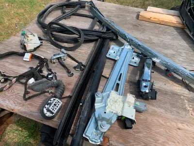 Free as I don’t have the vehicle anymore. Removed from 2012 Explorer XLT. DRIVER SIDE door hardware...