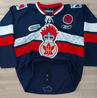 2010 Kitchener Rangers Team Signed Remembrance Day jersey