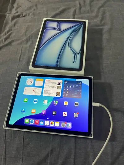 Apple iPad Air 6 (M2) 128GB Pristine Condition 100% Battery , View more