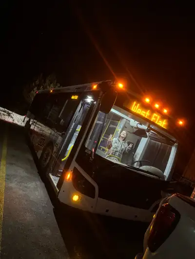 Perfect condition has a dodge cummings engine Ready for a new home Retail price was 500,000$ in 2017...