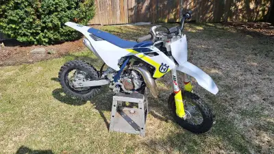 Very clean. All stock. Works great. 73 hours. Similar to: Honda Suzuki Kawasaki yamaha ktm gasgas cr...