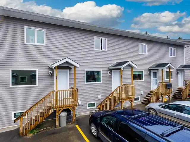 2 bed 2.5 bath townhouse for rent Nov 1, 2026