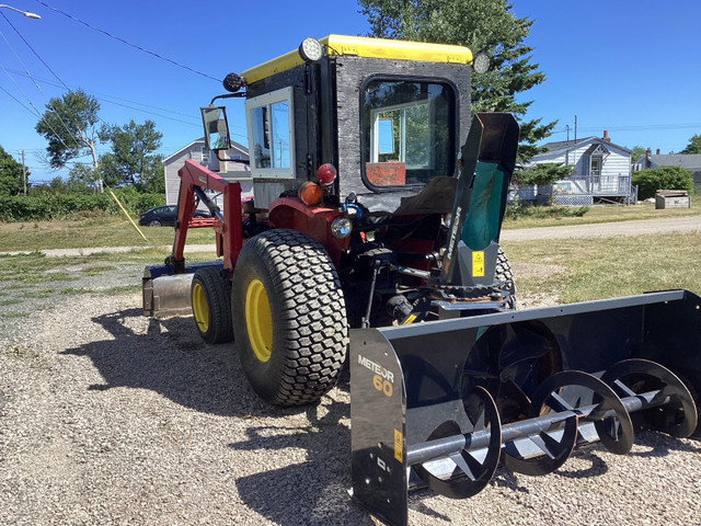 1985 Yanmar Tractor for Sale in Farming Equipment in Cape Breton - Image 4