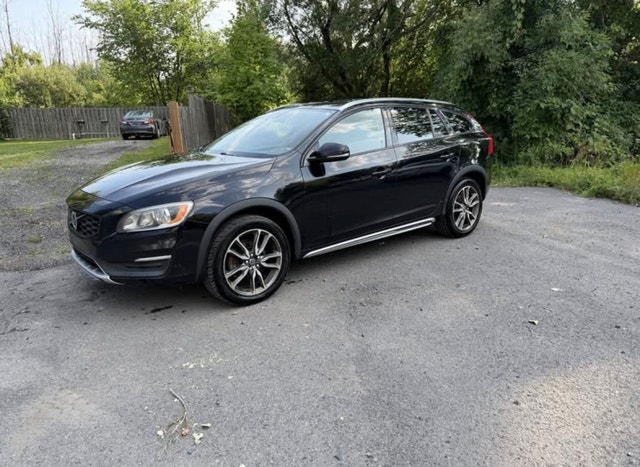 2015 Volvo V60 T5 AWD