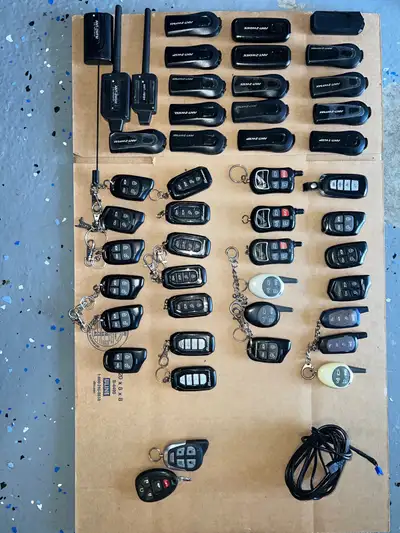 $40-$90 Cash only. Compustar - Remotes, Fobs, Antenna and cable(4-6 pin) *******NO MODULES****** Win...