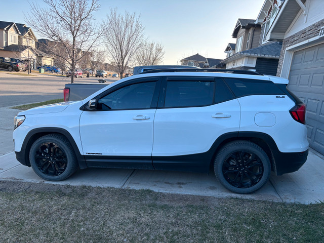 2019 GMC Terrain  in Cars & Trucks in Calgary - Image 3