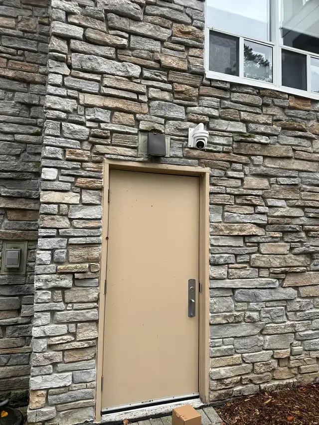 Security Cameras & Access Control Solutions - Subcontractor63235220228097124