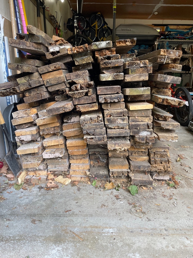 FREE old deck boards Decks & Fences Mississauga / Peel Region