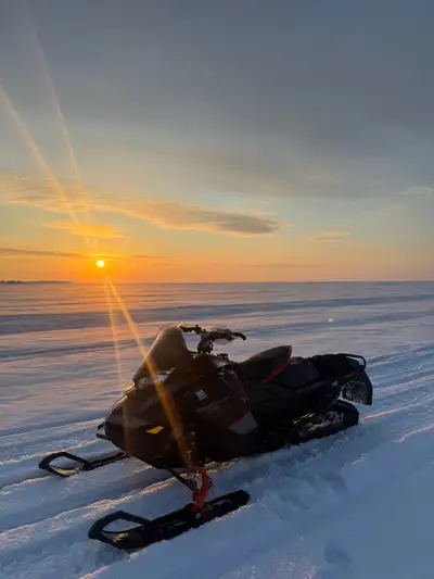 Selling my 2020 Renegade XRS 850. Sled runs excellent. ~8500km. Always well maintained and stored in...