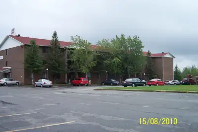 Spacious & spotless 2 Bedroom Apt