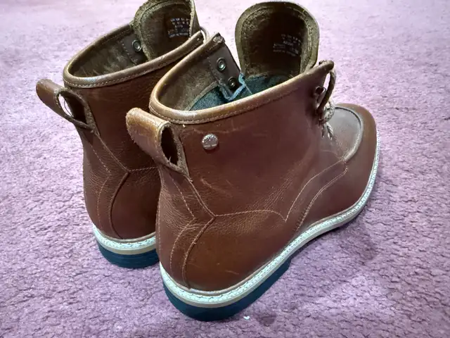 Timberland Boots in Men's Shoes in City of Toronto - Image 3