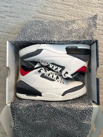 Jordan 3 Retro SE Fire Red Denim(2020), View more