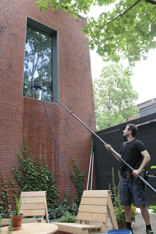 Best Window Cleaning Service in Montreal!63234777816323124