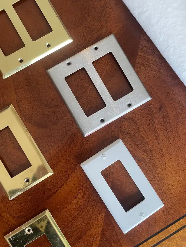 Silver & Gold Outlet Covers63008306132993123