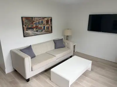 Bright & Modern 1-Bedroom Apartment – Unbeatable Location Near Downtown & Holland College Looking fo...