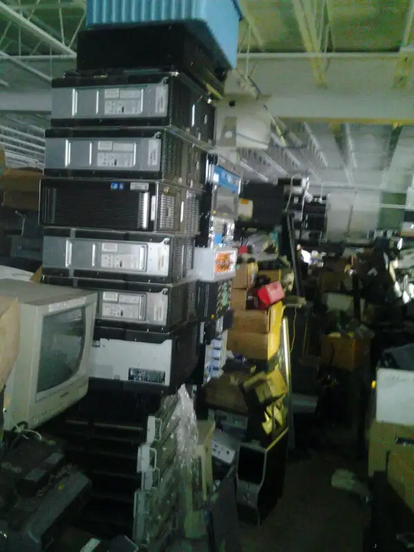 Allen & Heath GR05 Audio Zone Mixer 4-Output Mixer 900+pc MAC la in Other in City of Montréal - Image 7