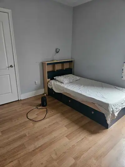 Private Room Available for Rent from June 01st 2026 near Downtown Toronto. Room: Furnished (Single b...