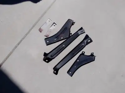 1966 / 67 front bumper bracket set