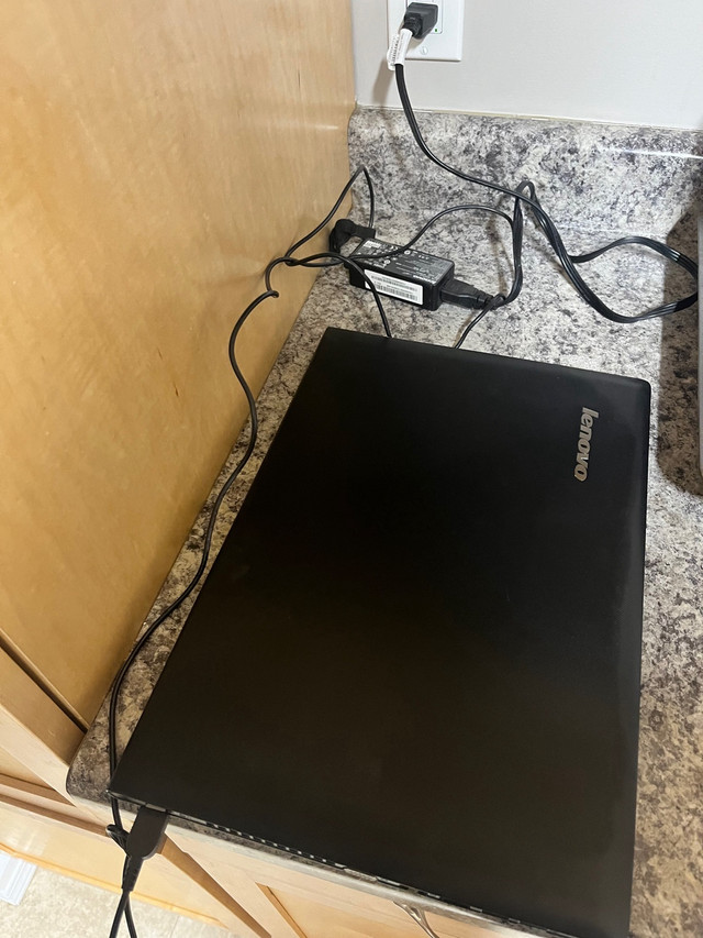 Lenovo laptop in Laptops in Edmonton - Image 2