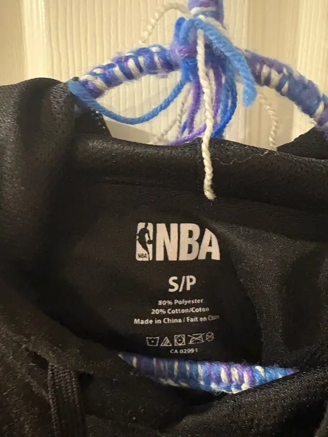 Toronto Raptors NBA Hoodie in Kids & Youth in Oakville / Halton Region - Image 3