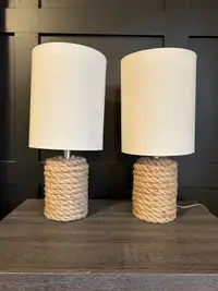 Set of 2 lamps 
