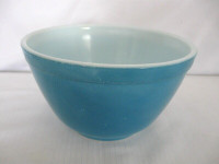 BOL a MELANGER PYREX..401 COULEUR BLEU