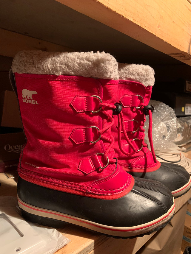 Sorel winter boots for kids size 4 dans Enfants et jeunesse  à Longueuil/Rive Sud