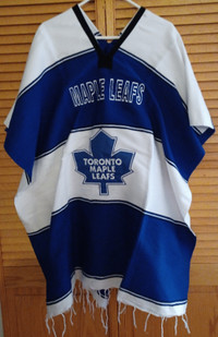 Toronto Maple Leafs Unisex Poncho White and Blue NEW