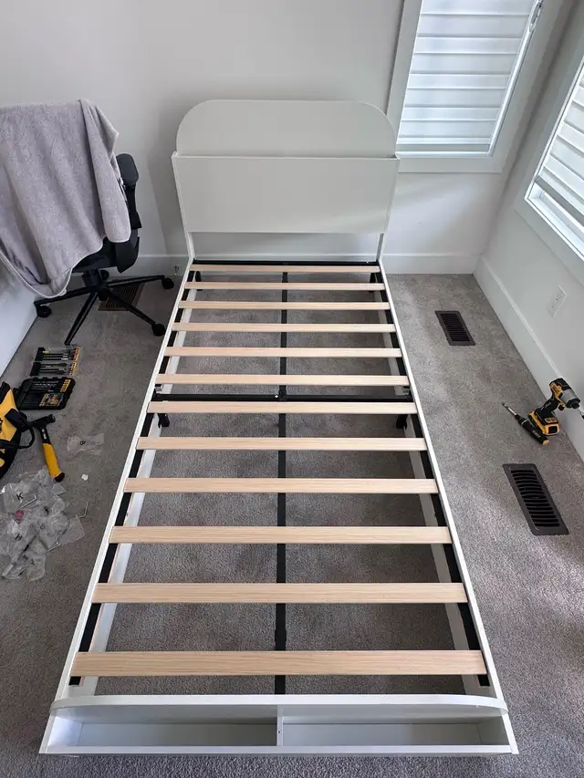 Bed Assembly505382086388623362