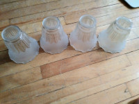 SET CEILING FAN LAMP SHADES. 5$ FOR THE SET