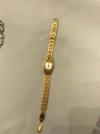 Vintage Wittnauer ladies winding 17 jewels 5K watch.