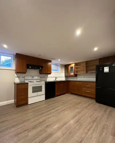2 bedroom basement unit in scarborough, Markham Eglinton for