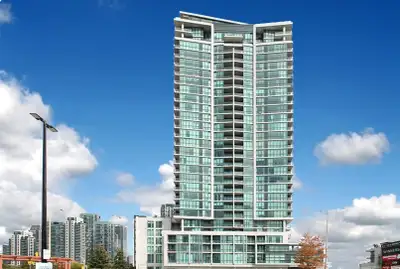 Two Bed and Two Wash Room Apartment near Squareone mall