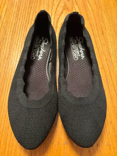 Skechers Women’s Sz 7.5 Cleo Love Spell Flat, View more