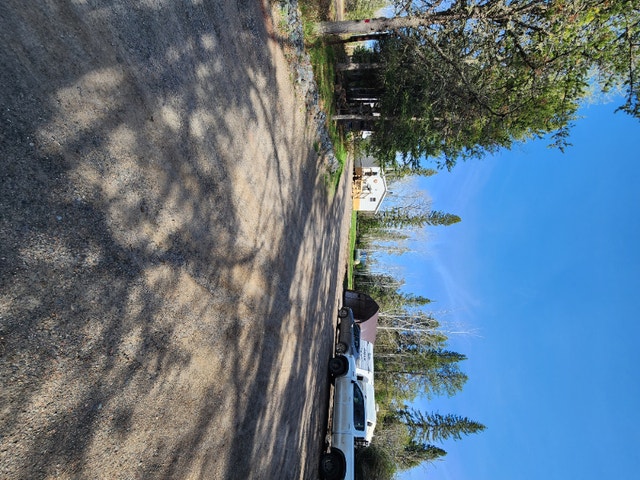 3 BEDROOM HOME 15 MINUTES FROM TOWN IN TOWNSHIP!! Houses