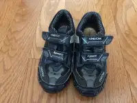 Geox size 10.5 toddler  running shoes