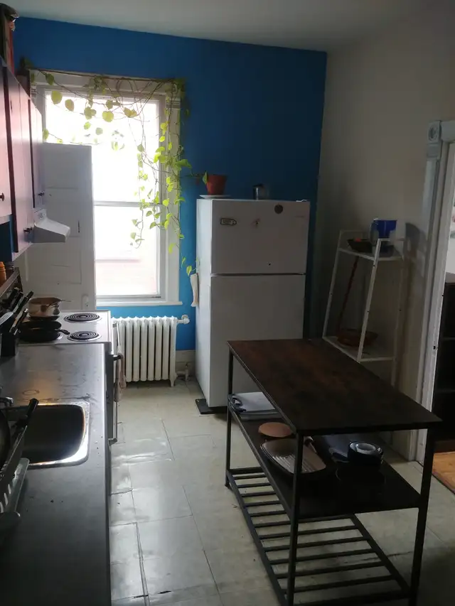 Room for rent – $640 - Mile-End - August62863775850243123
