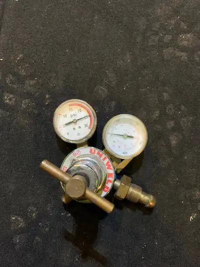 Uniweld Welding compressed gas regulator, View more
