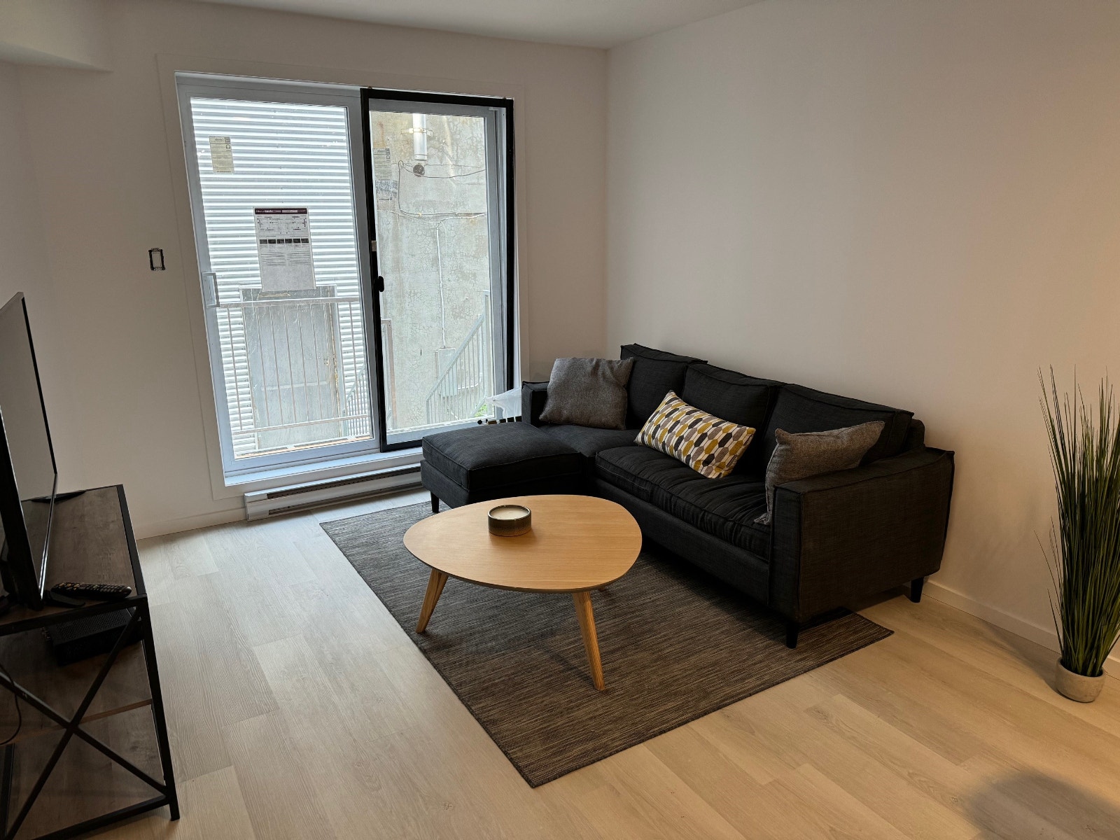 Appartement 4 ½ à louer - 8300 Rue Saint-Dominique — photo 2