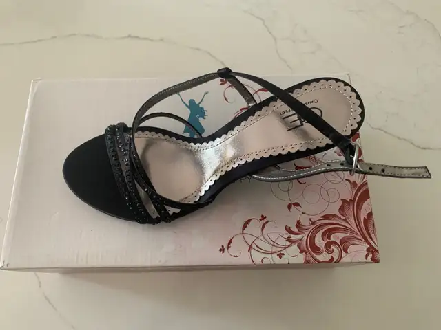 Women shoes628632841168651219