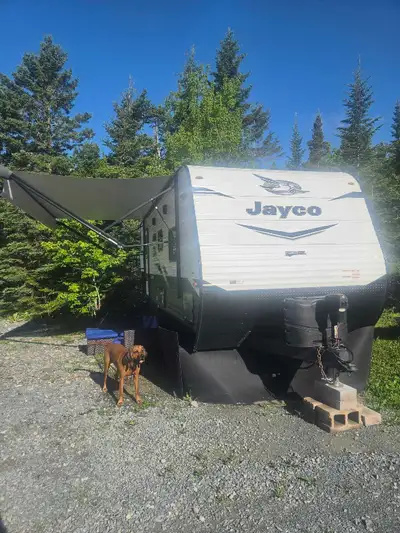 Looking for the ultimate, ready-to-camp setup without having to buy a single extra accessory? This 2...
