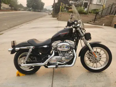 Selling my wife's Sportster XL883. After two back surgeries it's breaks her heart to sell it. This h...