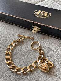 Juicy Couture gold heart chain bracelet