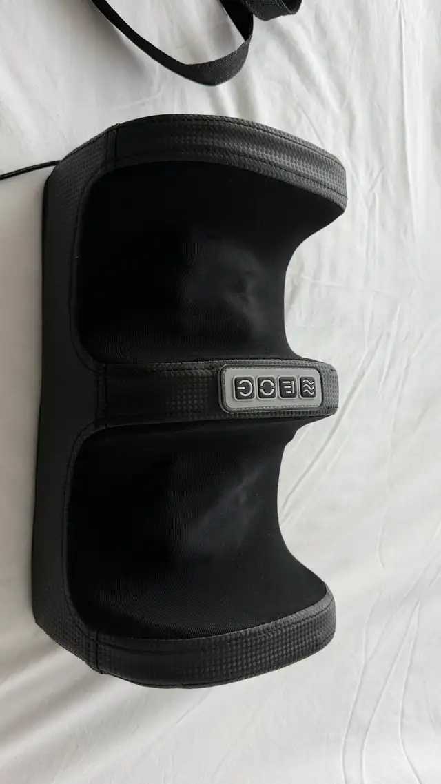 neck &Foot Massager with Massage Roller, Foot and Calf Massage in Other in Calgary - Image 8