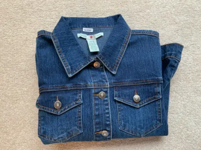 LADIES DENIUM JACKET with Embroidery & Rhinestones in Women's - Tops & Outerwear in Belleville - Image 8