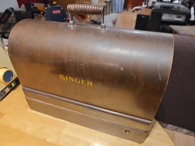 Machines à coudre in Other in Sherbrooke - Image 6