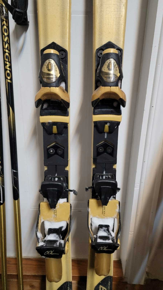 Rossignol Power 9 Racing Downhill Alpine 150cm Skis with Poles in Ski in City of Montréal - Image 2