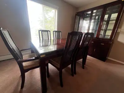 Kroehler Formal Dining Room Set: buffet with lighted hutch, 6 upholstered chairs, 2 table leaves - s...