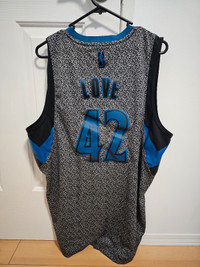 kevin love #42 Minnesota Timberwolves Jersey Small  Black Blue G