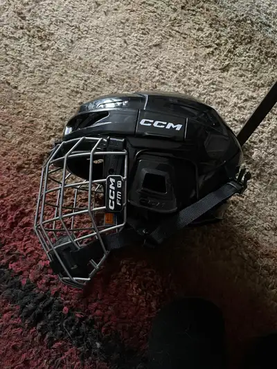 Youth hockey helmet, View more